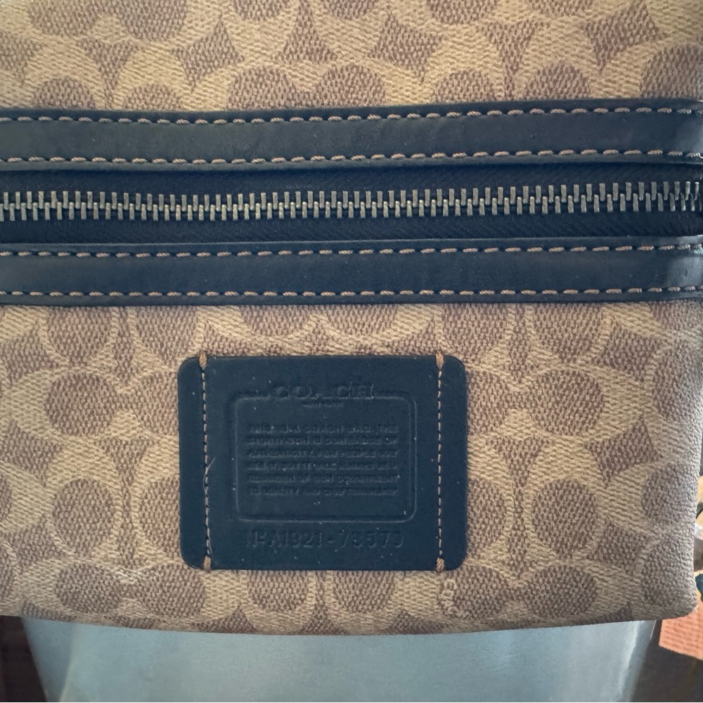Coach Academy Backpack In Signature Canvas - Picture 4 of 13